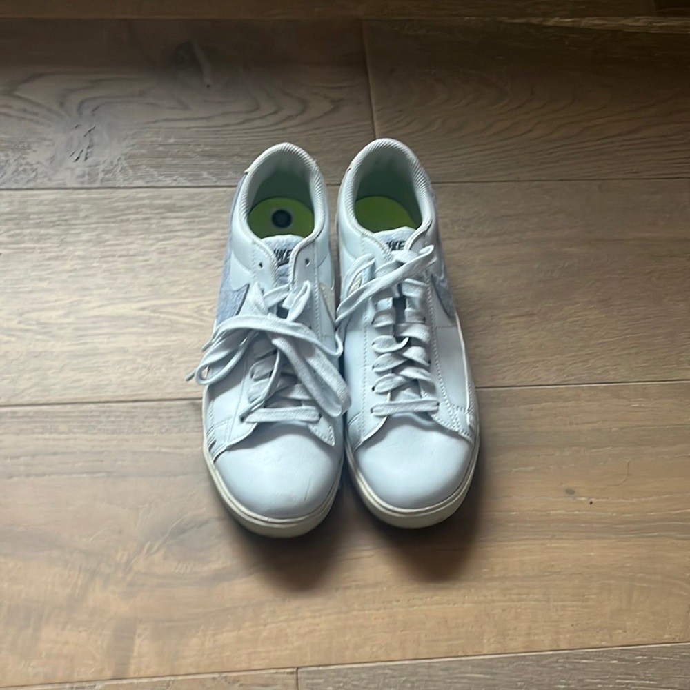 Nike Low Blazers!